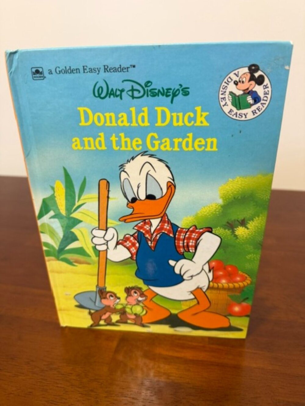 VTG 1988 Walt Disney Donald Duck and the Garden Children’s Book.